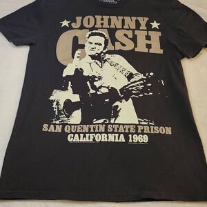 Jim Marshall Clothing Johnny Cash San Quintan Middle Finger Graphic Size Small